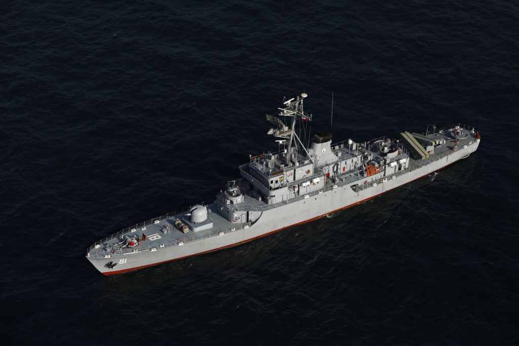اجرای عملیات آزادسازی کشتی ربوده شده و اطفای حریق در رزمایش مرکب کمربند امنیت دریایی ۲۰۲۳