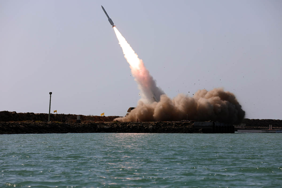 عکس/موشک‌های ساحل به دریا سامانه بومی سوم خرداد